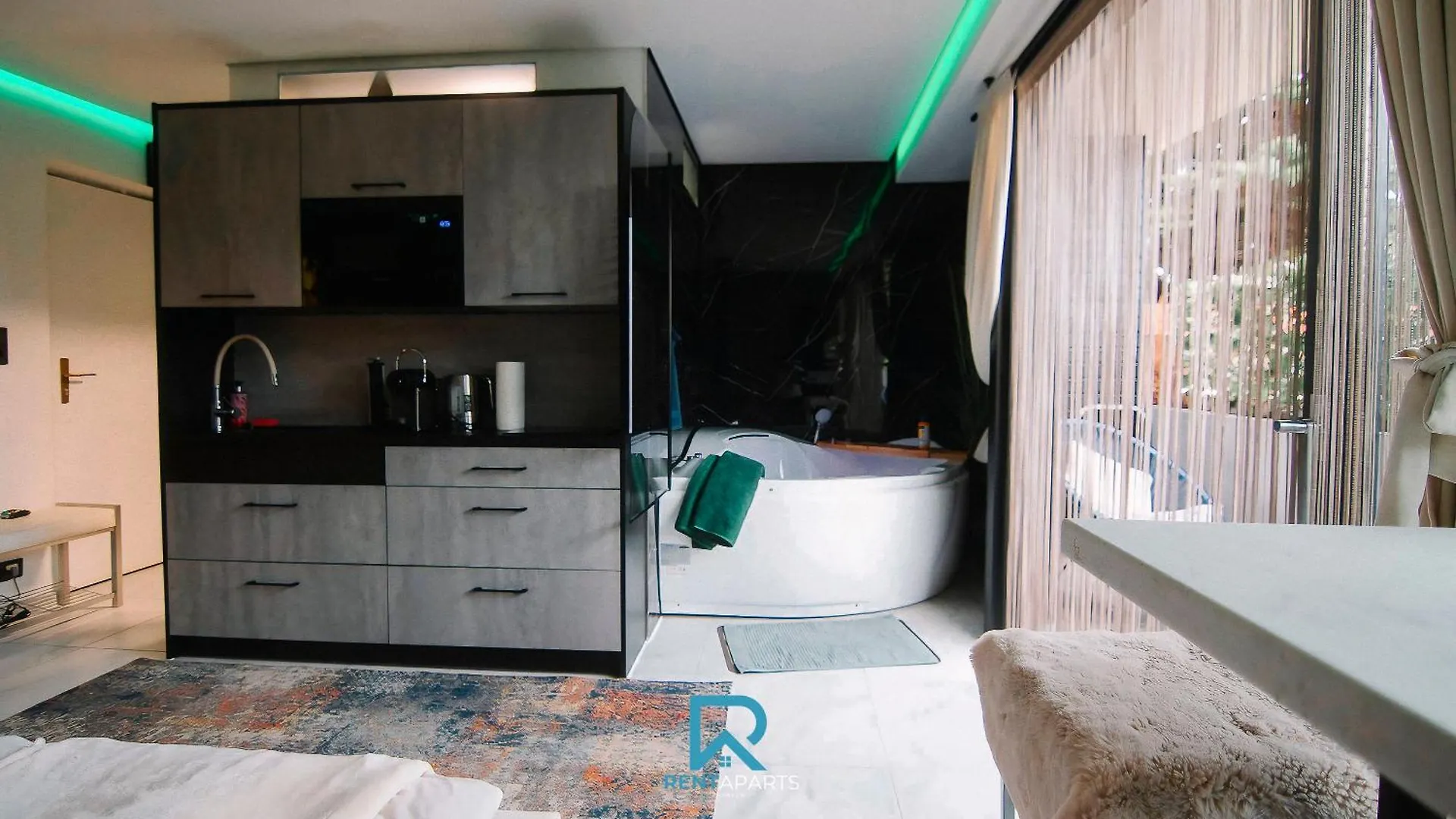 Airport Apart Exklusiv Apartment Mit Eigenem Whirpool 2,5 Km Vom Flughafen Nuernberg ドイツ